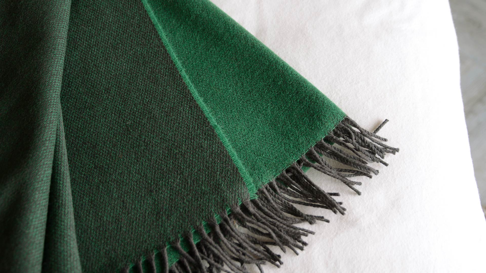 Reversible Green merino Throw grab