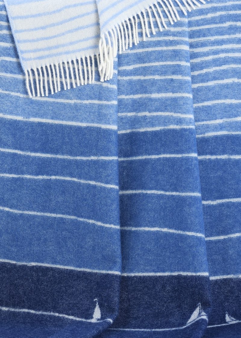 Blue boat throw