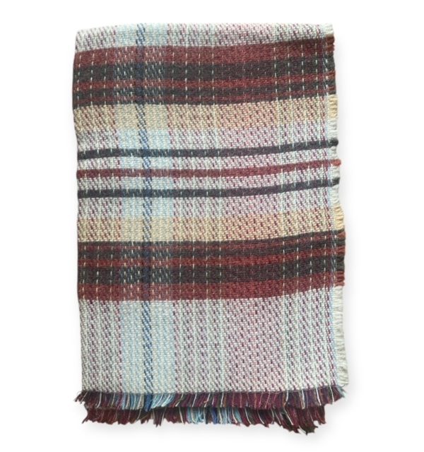 Recycled wool throw 9