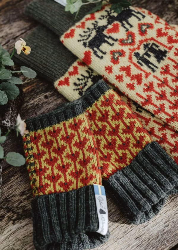Ojbro Evelina Evald Merino Wool Wristies