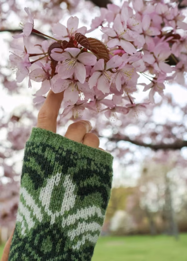Ojbro Fager Inez Green Merino Wristies