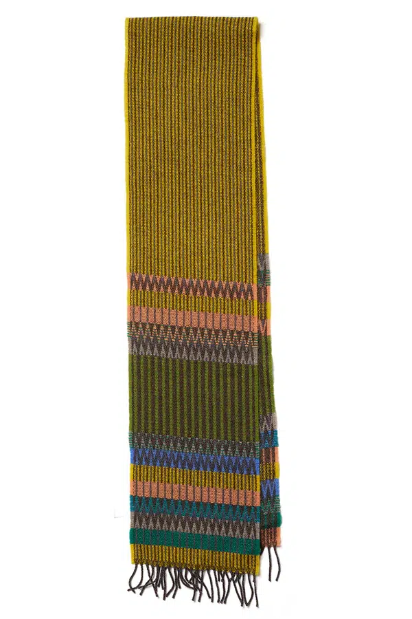Scarf LambswoolTexture EderaCaper 72 11926.webp