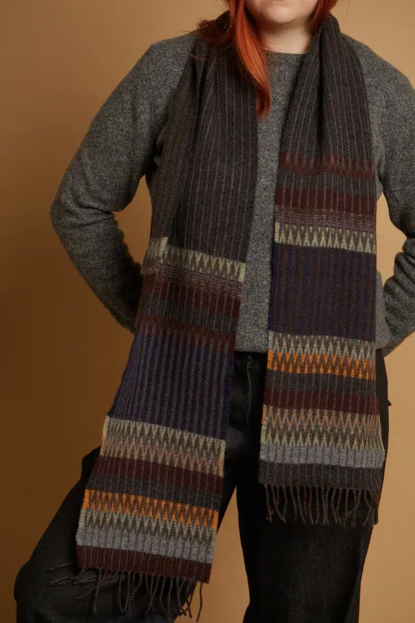 Scarf LambswoolTexture EderaSmoke 72 12456 a561cb33 8ce2 4ffa 89fa 829e0fd78f02.webp