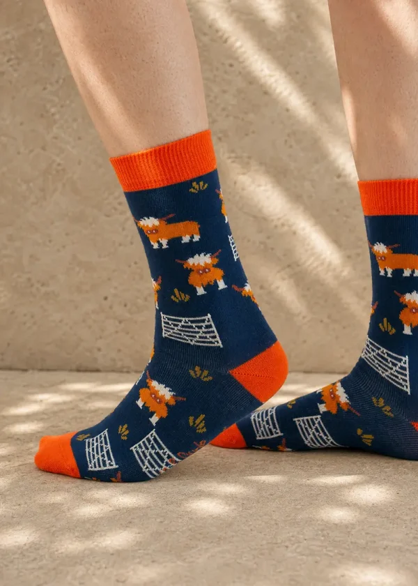 doris dude highland cow bamboo socks ww