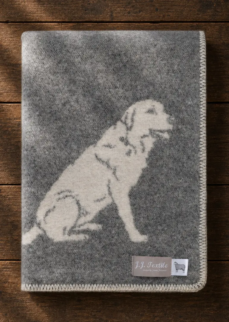 grey dog pure wool throw ww