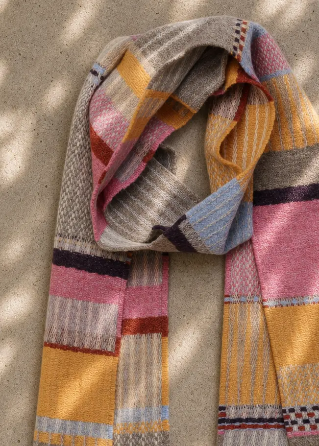 wallace sewell maela bubblegum merino scarf ww